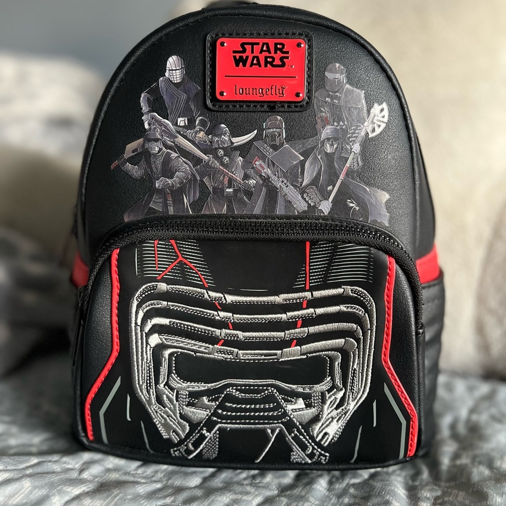 Loungefly Star Wars Kylo Ren NYCC